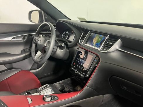 Used 2024 INFINITI QX50 Sport image 37