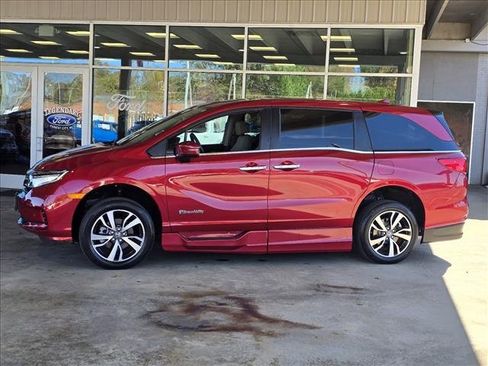 Used 2022 Honda Odyssey Touring image 23