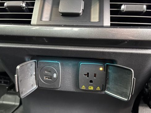 Used 2023 Ford F150 XLT w/ Equipment Group 302A High image 33