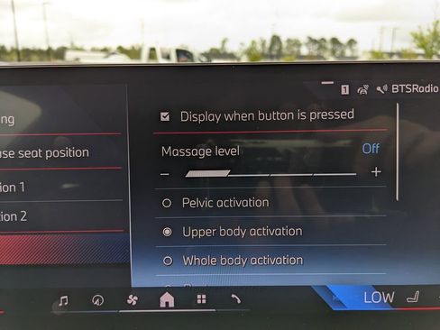 Used 2024 BMW X6 M60i w/ Executive Package image 40