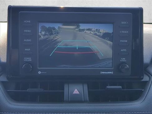 Used 2022 Toyota RAV4 LE FWD image 19