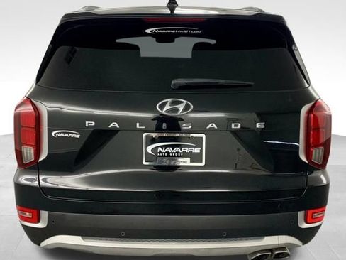 Used 2022 Hyundai Palisade SEL w/ Premium Package FWD image 8