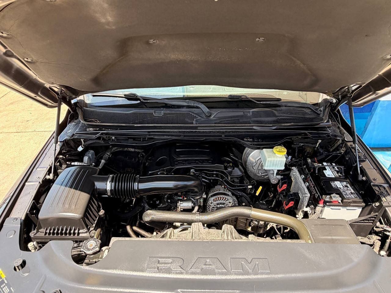 Used 2019 RAM 1500 Limited w/ Advanced Safety Group AWD/4WD image 34