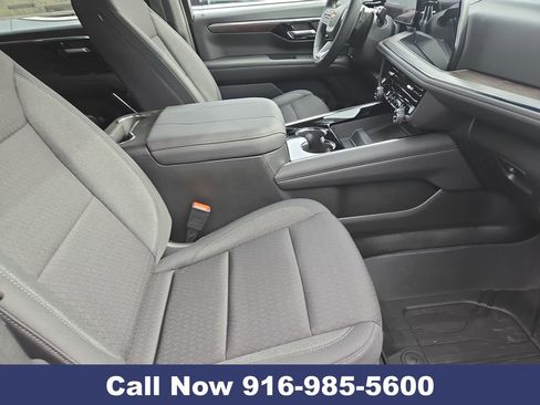 New 2026 Chevrolet Suburban LS w/ LPO, Dark Essentials Package image 32