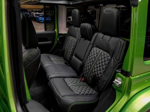 Used 2025 Jeep Wrangler Unlimited Rubicon 392 image 76