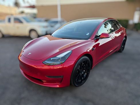 Used 2022 Tesla Model 3 Long Range AWD/4WD image 1