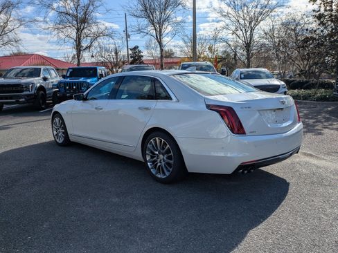 Used 2018 Cadillac CT6 Premium Luxury image 8
