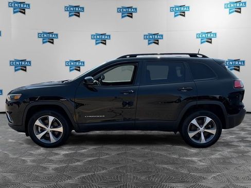 Used 2022 Jeep Cherokee Limited AWD/4WD image 3
