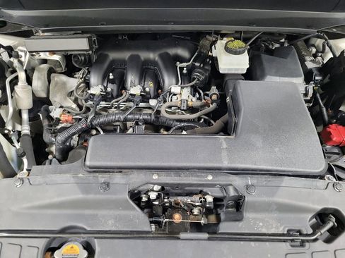 Used 2020 Nissan Pathfinder S AWD/4WD image 30