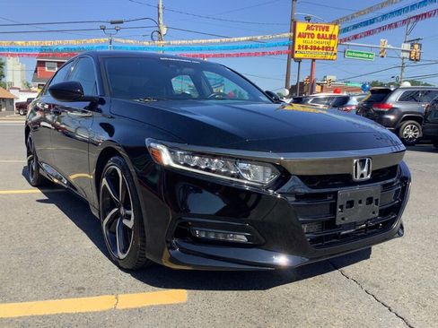 Used 2018 Honda Accord Sport image 1