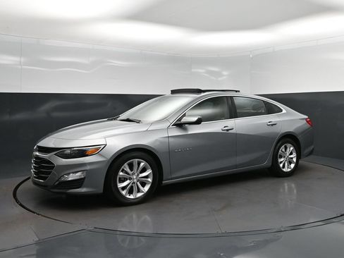 Used 2024 Chevrolet Malibu LT FWD image 3