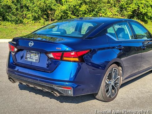 Used 2024 Nissan Altima 2.5 SR FWD image 6