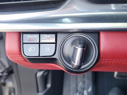 Used 2020 Porsche Panamera GTS image 20