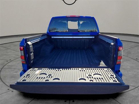 Certified 2024 Nissan Frontier SL w/ Technology Package image 30