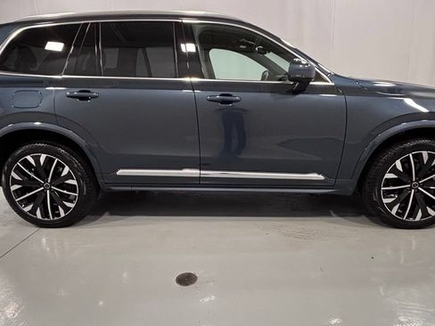 Certified 2026 Volvo XC90 B6 Plus AWD/4WD image 5