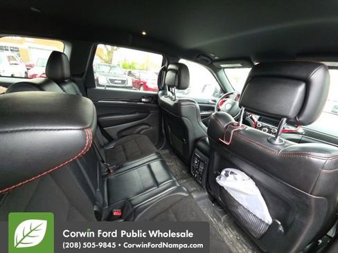 Used 2019 Jeep Grand Cherokee Trailhawk image 18