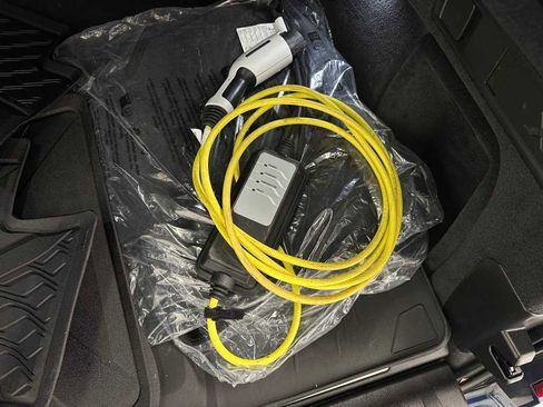 Used 2023 BMW X5 xDrive45e w/ M Sport Package image 45