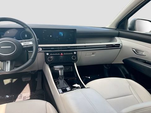 Used 2025 Hyundai Tucson SEL FWD image 22
