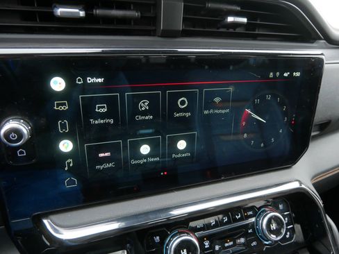 Used 2022 GMC Sierra 1500 AT4 w/ AT4 Premium Package image 35