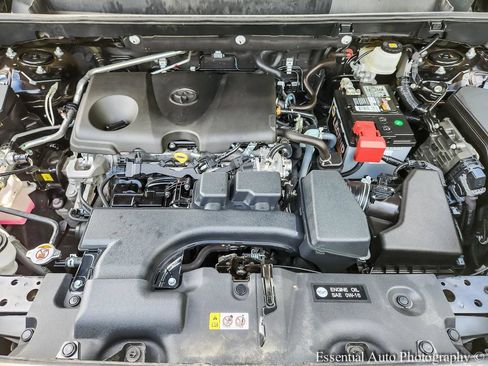 Used 2024 Toyota RAV4 Adventure AWD/4WD image 32