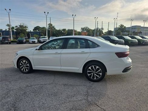 Used 2025 Volkswagen Jetta S FWD image 4