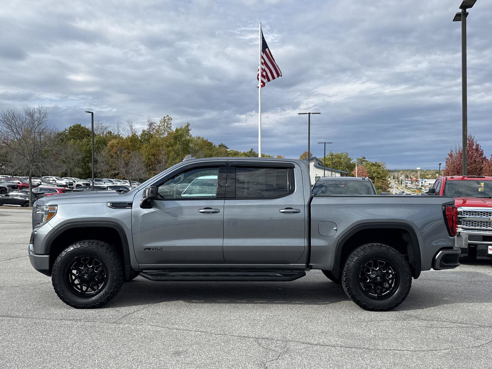 Used 2020 GMC Sierra 1500 AT4 w/ AT4 Premium Package AWD/4WD image 5