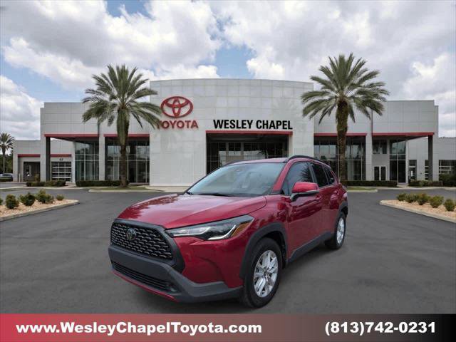 Certified 2022 Toyota Corolla Cross LE FWD image 1
