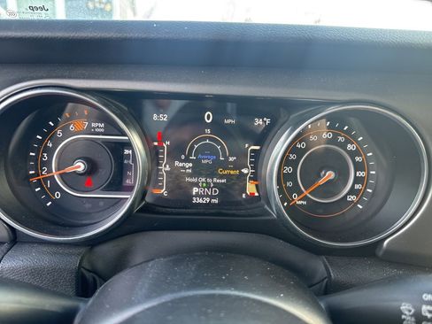 Used 2022 Jeep Wrangler Unlimited Sport image 20