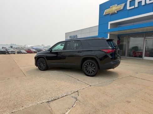 Used 2023 Chevrolet Traverse RS w/ LPO, Floor Liner Package AWD/4WD image 5