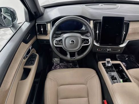 Used 2026 Volvo XC90 B5 Plus w/ Protection Package AWD/4WD image 24