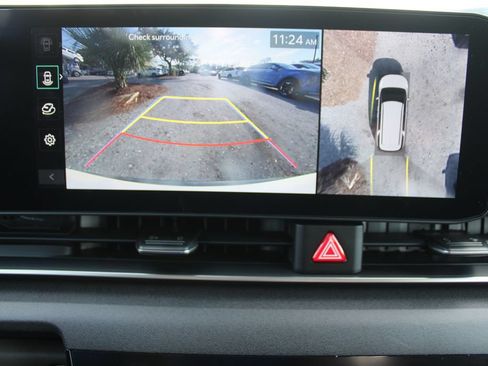 New 2027 Kia Carnival SX w/ Dark Edition Package FWD image 60