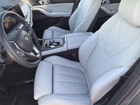 Certified 2024 BMW X5 sDrive40i w/ Premium Package image 21