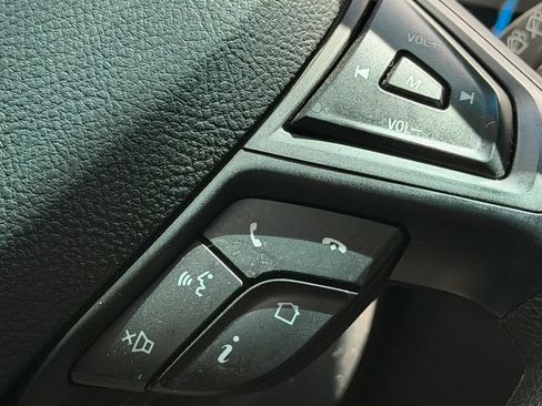 Used 2020 Ford Edge SE AWD/4WD image 17