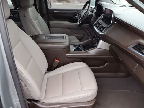 Used 2023 Chevrolet Suburban Z71 w/ Z71 Off-Road Package image 41