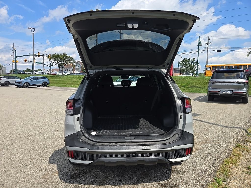 Certified 2024 Kia Sportage X-Line w/ X-Line Premium Package AWD/4WD image 5