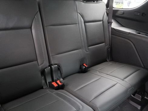 Certified 2021 GMC Yukon Denali w/ Denali Ultimate Package AWD/4WD image 33