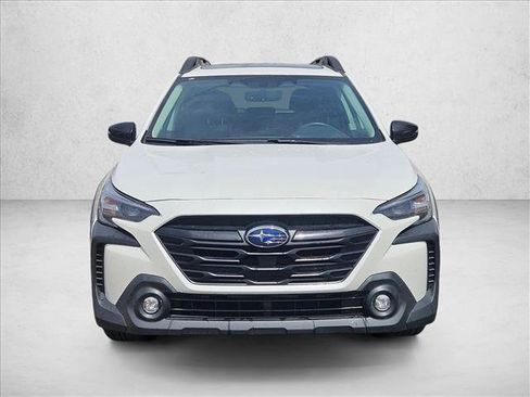 Used 2024 Subaru Outback Onyx Edition AWD/4WD image 2