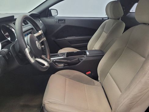 Used 2014 Ford Mustang Coupe RWD image 17