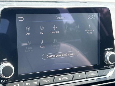 Used 2025 Nissan Altima 2.5 SV FWD image 29