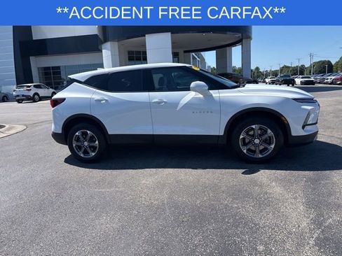 Used 2023 Chevrolet Blazer LT image 11