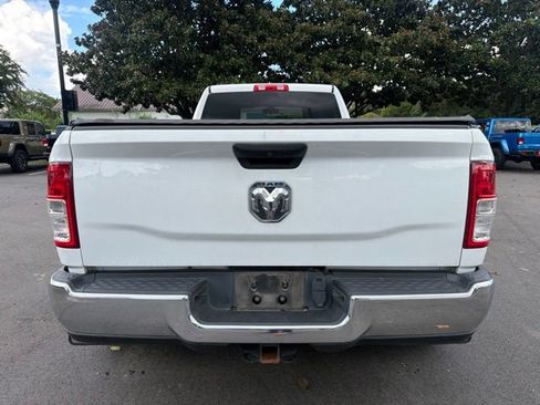 Used 2019 RAM 3500 Tradesman w/ Chrome Appearance Group RWD image 5