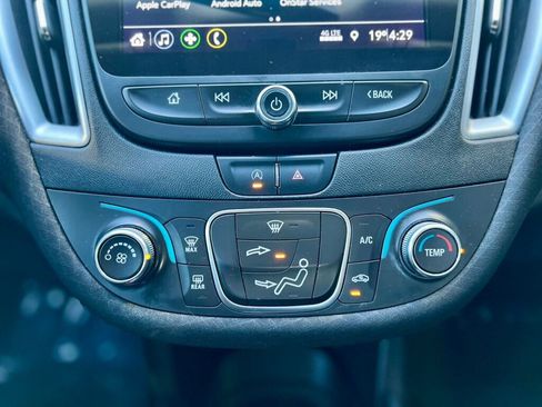 Used 2020 Chevrolet Malibu LS image 23