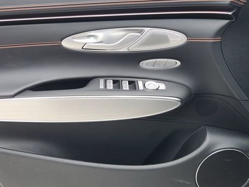 New 2026 Genesis GV70 2.5T Sport Prestige AWD/4WD image 18