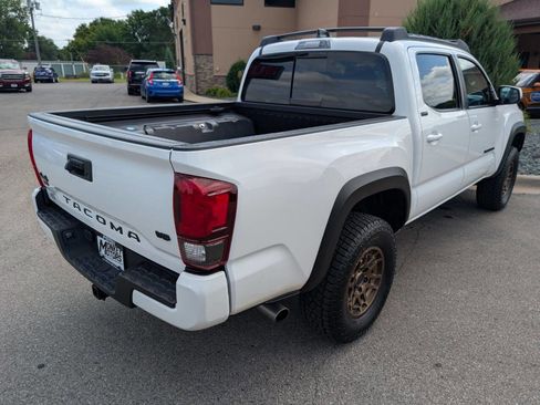 Used 2023 Toyota Tacoma 4x4 Double Cab image 9