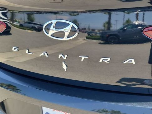 Used 2020 Hyundai Elantra Value Edition FWD image 28