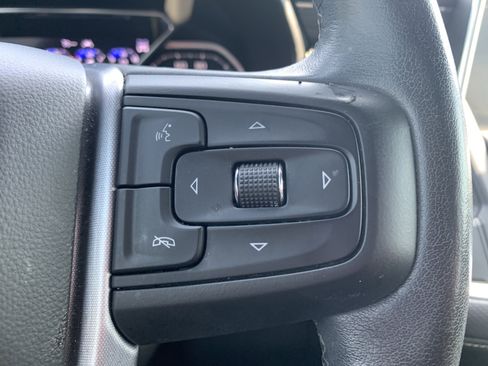 Used 2021 GMC Yukon XL SLT w/ SLT Premium Package image 20