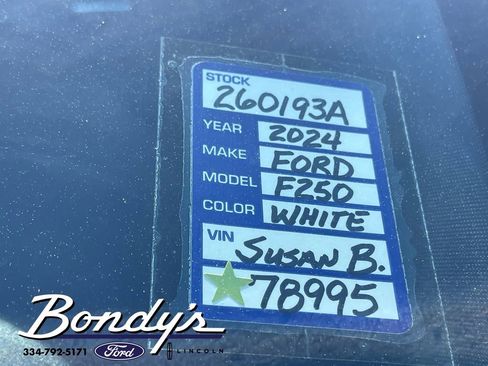 Used 2024 Ford F250 Platinum w/ FX4 Off-Road Package image 21