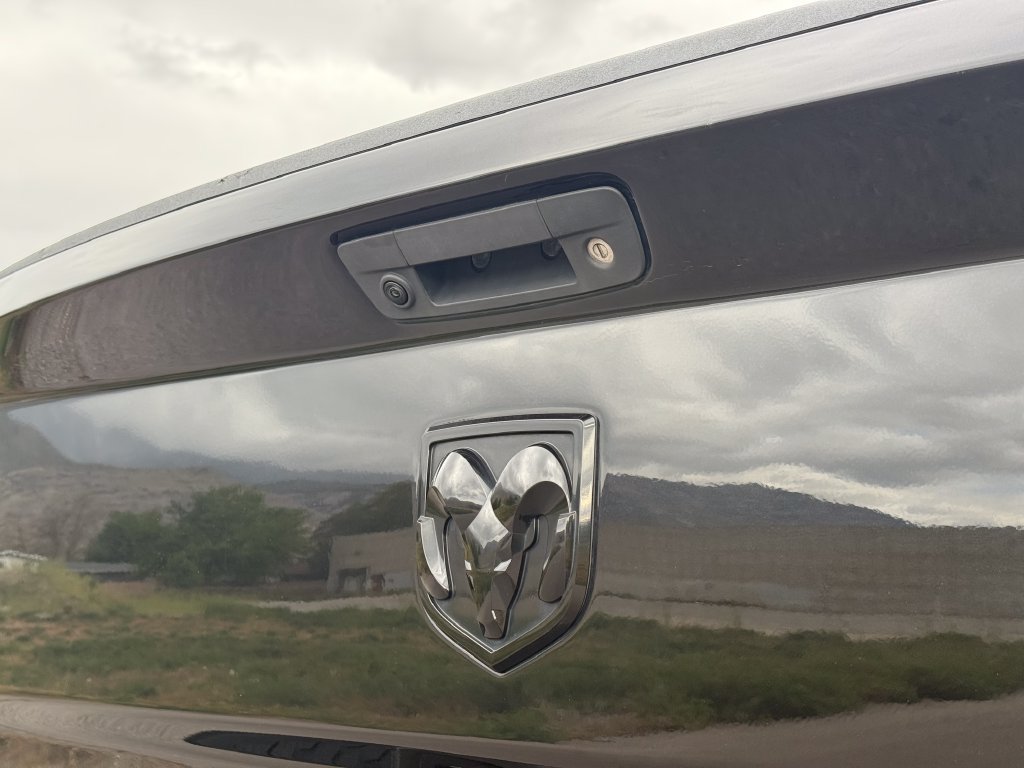 Used 2018 RAM 2500 Laramie w/ Sport Appearance Group AWD/4WD image 14