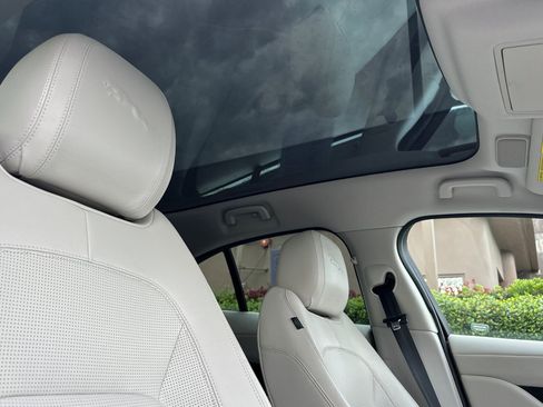 Used 2022 Jaguar I-PACE HSE image 14