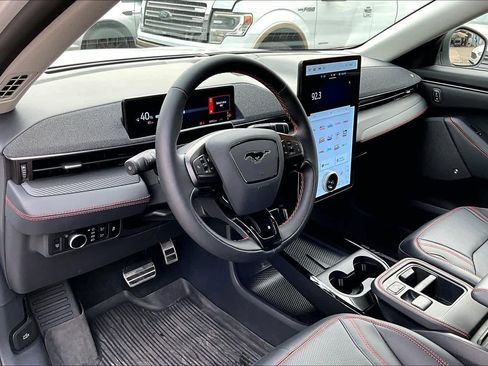 Used 2025 Ford Mustang Mach-E Premium w/ Sport Appearance Package image 17